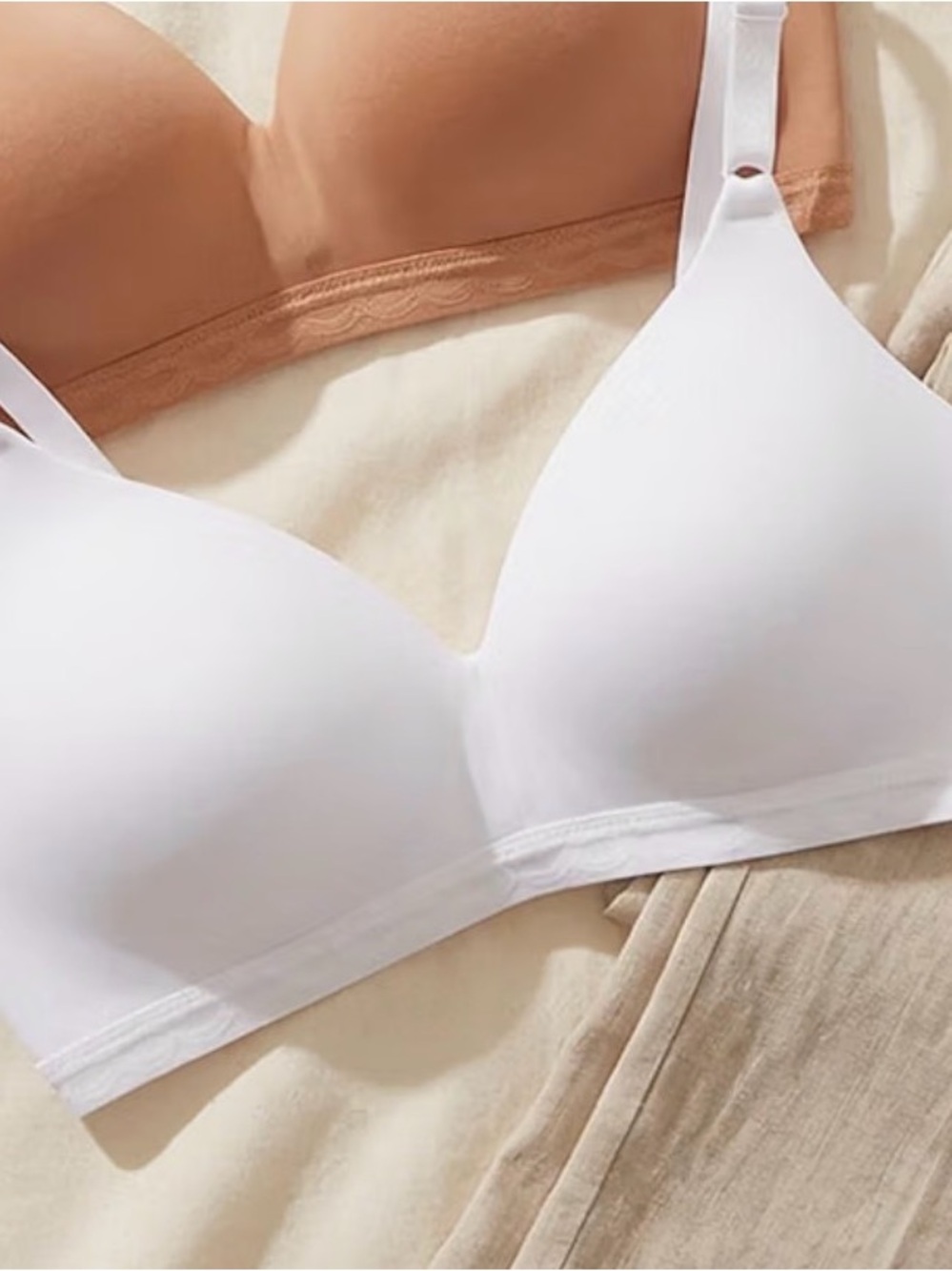 4 Gently Used Warner's Light Lightly Lined Wire-free White Comfort Bra-more avai